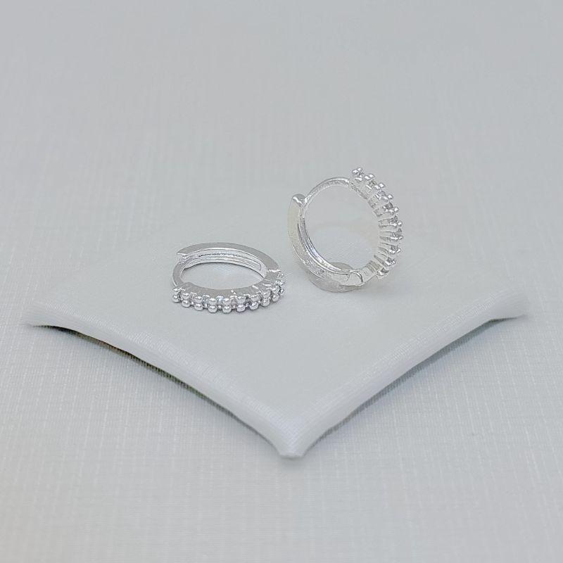 05.3267.1.S - (Tam.M) Argola de uma coluna cravejada em spikes com lateral em relevo