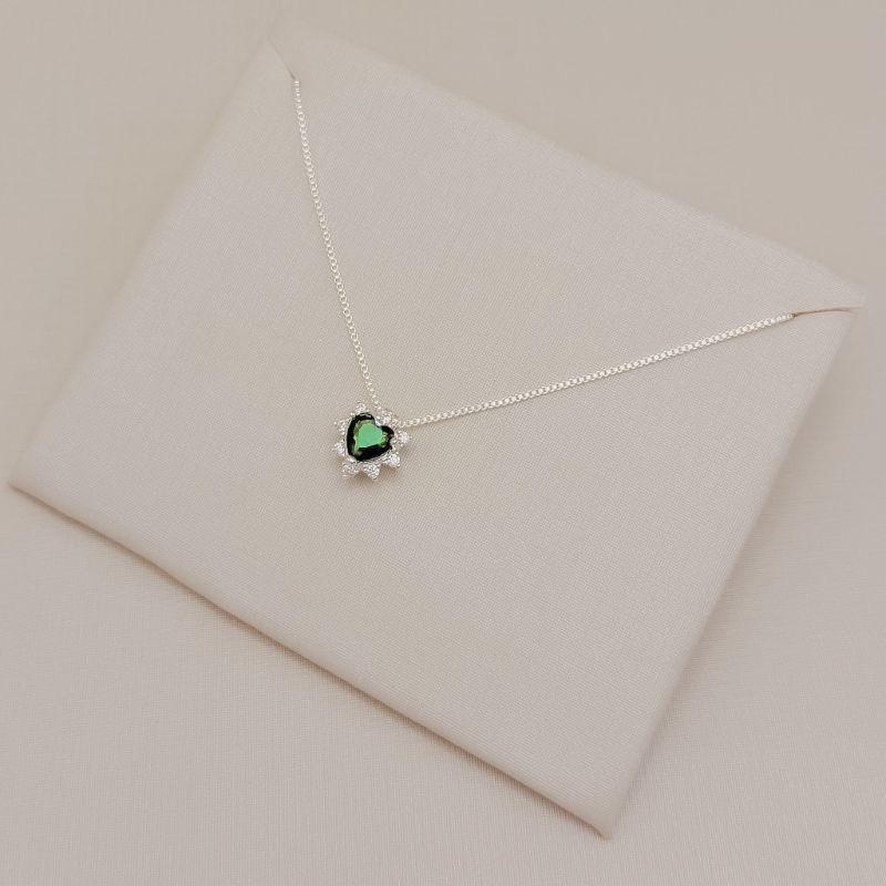 09.2527.5.S - (45) Colar de veneziana com pingente de coração com uma linha de aura com mini galeria