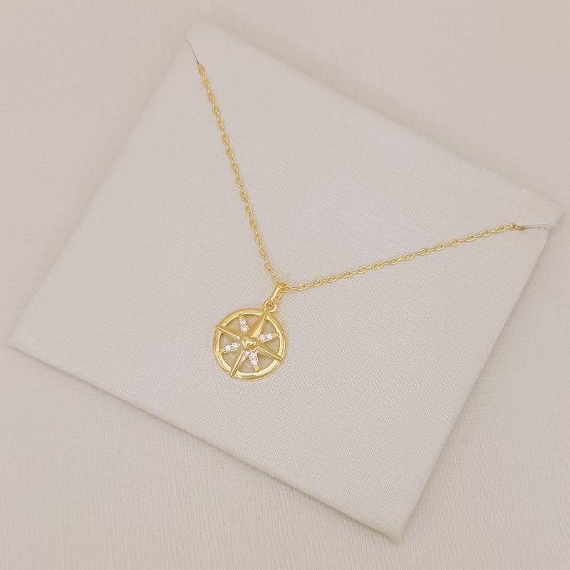 09.2590.1.O - (45) Colar de cartier com pingente de rosa dos ventas com mini coração central