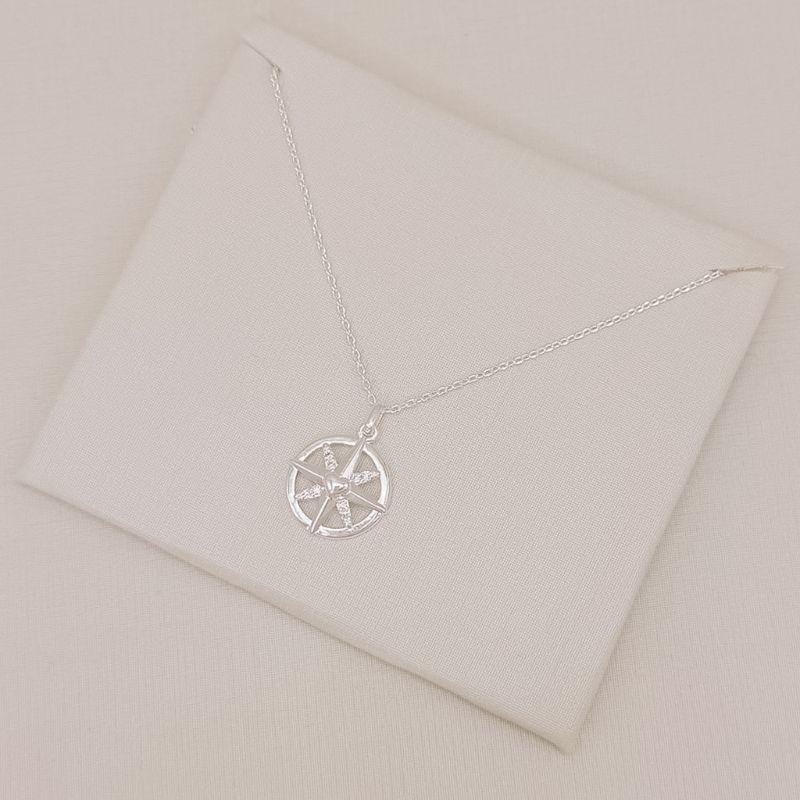 09.2590.1.S - (45) Colar de cartier com pingente de rosa dos ventas com mini coração central