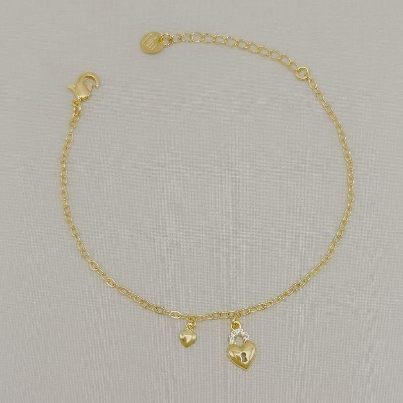 12.2360.1.O - Pulseira de elos americanos com pingente cadeado coração e mini coração