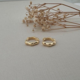 05.2982.0.O - (Tam. P) Argola circular em efeito bambu liso