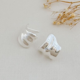 06.1866.0.S - Brinco em chapa de formato orgânico liso