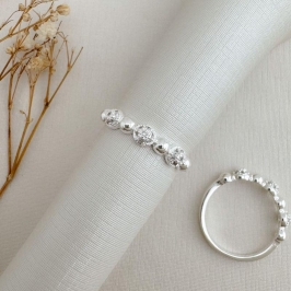 03.2473.1.S - (16) Anel de bolinhas em cravação intercalada