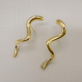 06.1314.0.O - Brinco cachos lisos.