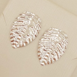 06.1325.0.S - Brinco folha 3,5cm.