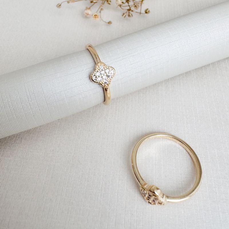 01.0209.1.O - (11) Anel falange de flor alhambra cravejada