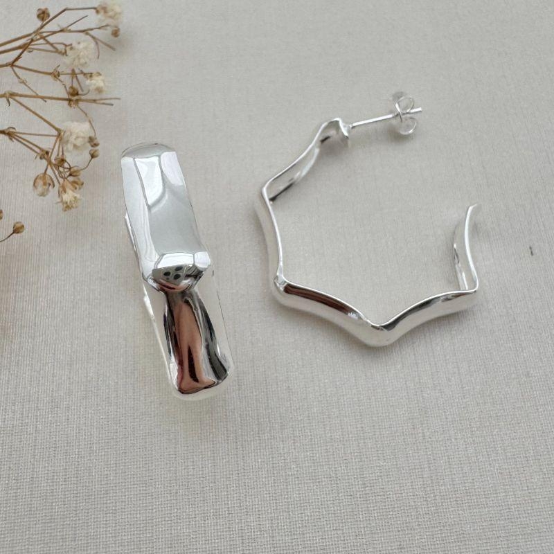 06.1813.0.S - Brinco de chapa argola de formato hexagonal