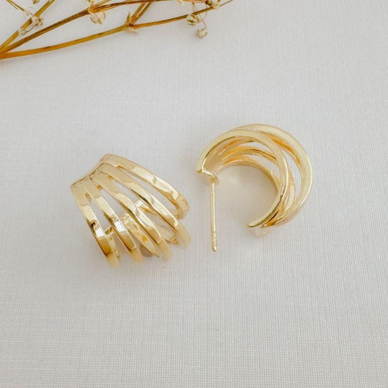 06.1865.0.O - Brinco de cinco barras lisas com bordas retas