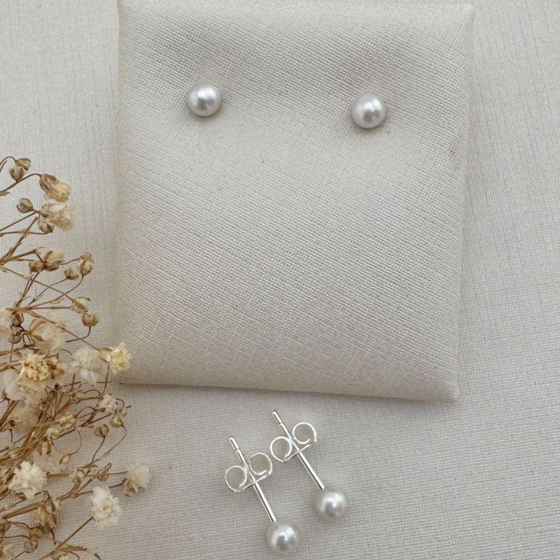 07.2681.15.S - Brinco de pérola mini classica simples