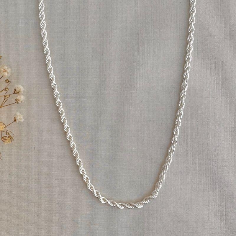 10.0344.0.S - (40)(V1) Colar cordão de 0,2cm liso classico