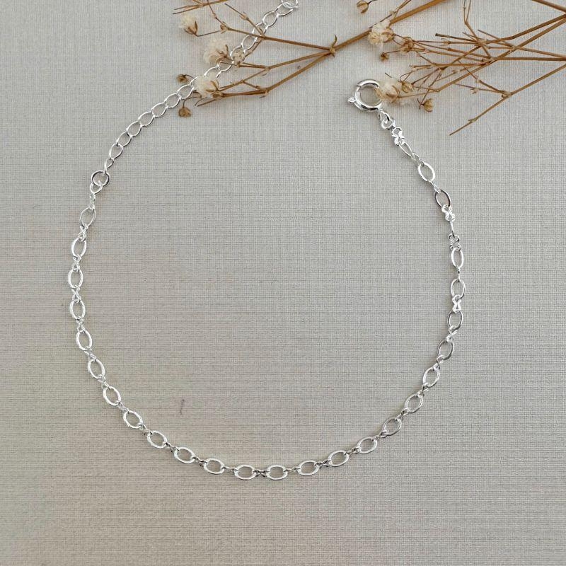 12.2162.0.S - Pulseira de elos ovais com mini elo infinito