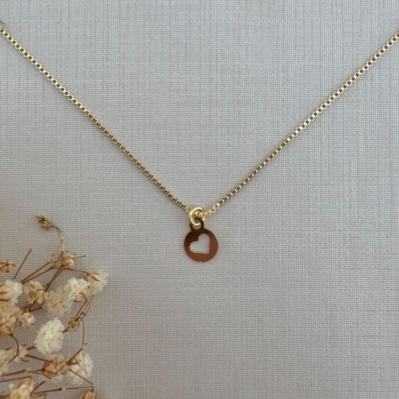 09.2311.1.O - (35) Colar infantil placa coração vazado