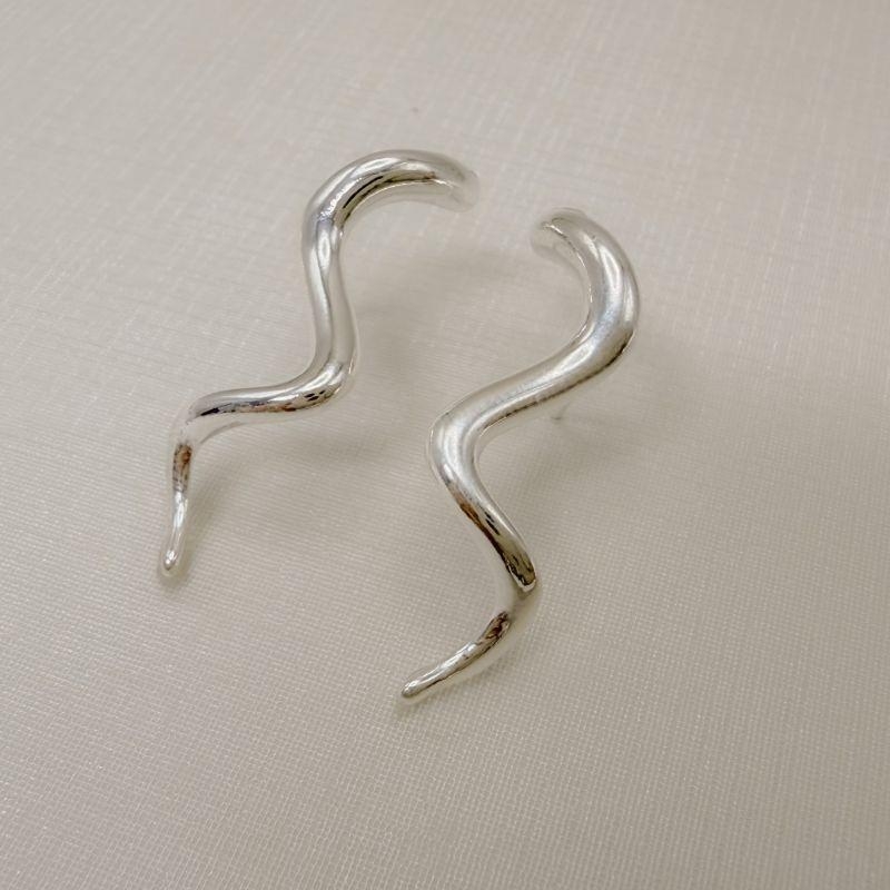 06.1314.0.S - Brinco cachos lisos.