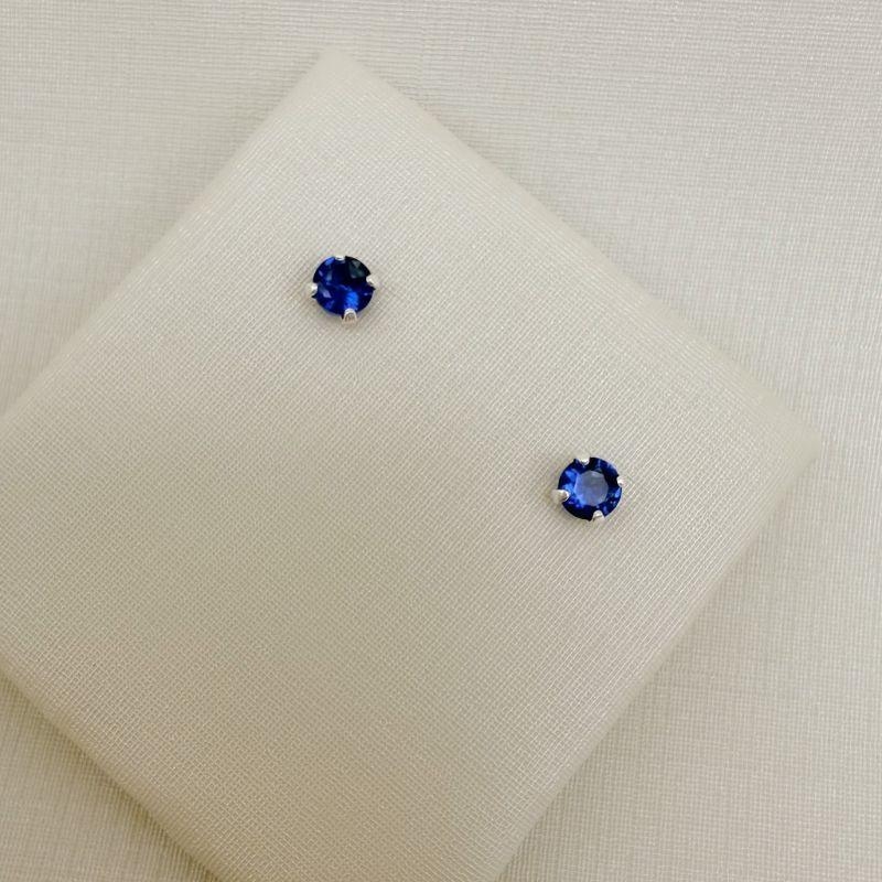 07.9022.4.S - (V1) Brinco ponto de luz 4mm