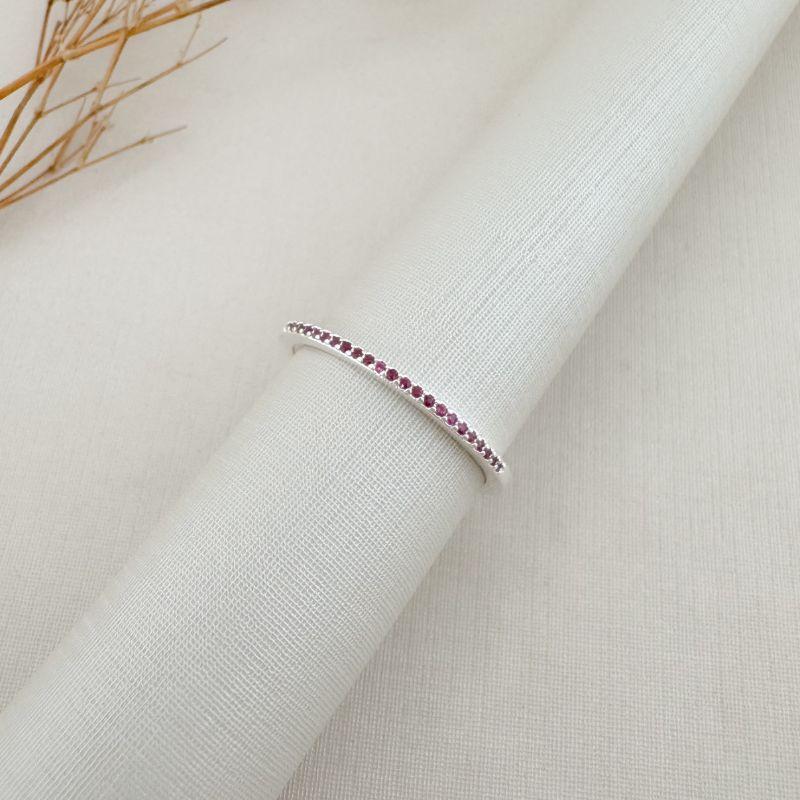 03.2444.6.S - (14) Anel estilo aparador de uma linha cravejada sem borda