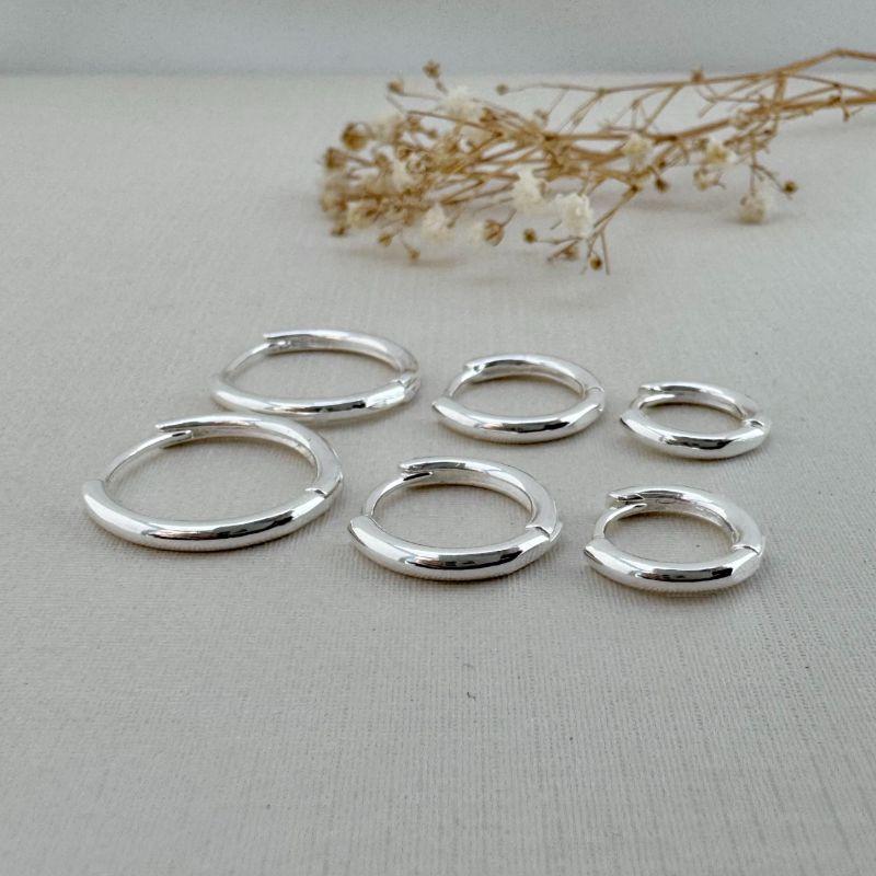 05.2737.0.S - (V2) Trio de argola em tubo liso formato circular simples