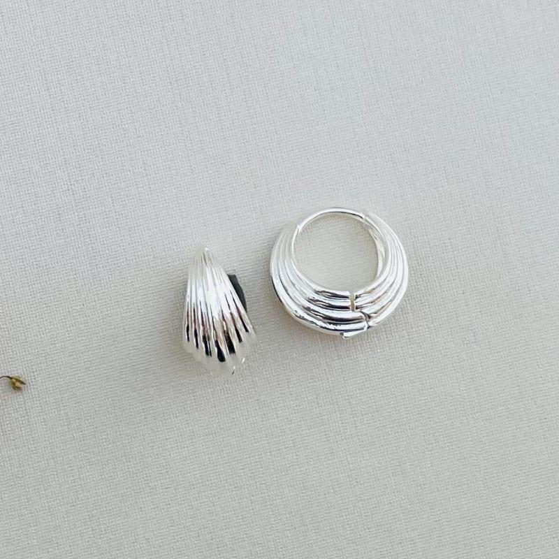 05.2862.0.S - Argola circular de chapa em efeito concha lisa