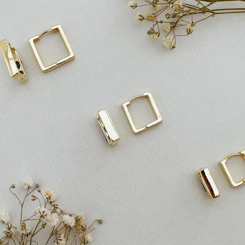 05.2869.0.O - Trio de argola quadradas em tubo liso reto com bordas retas