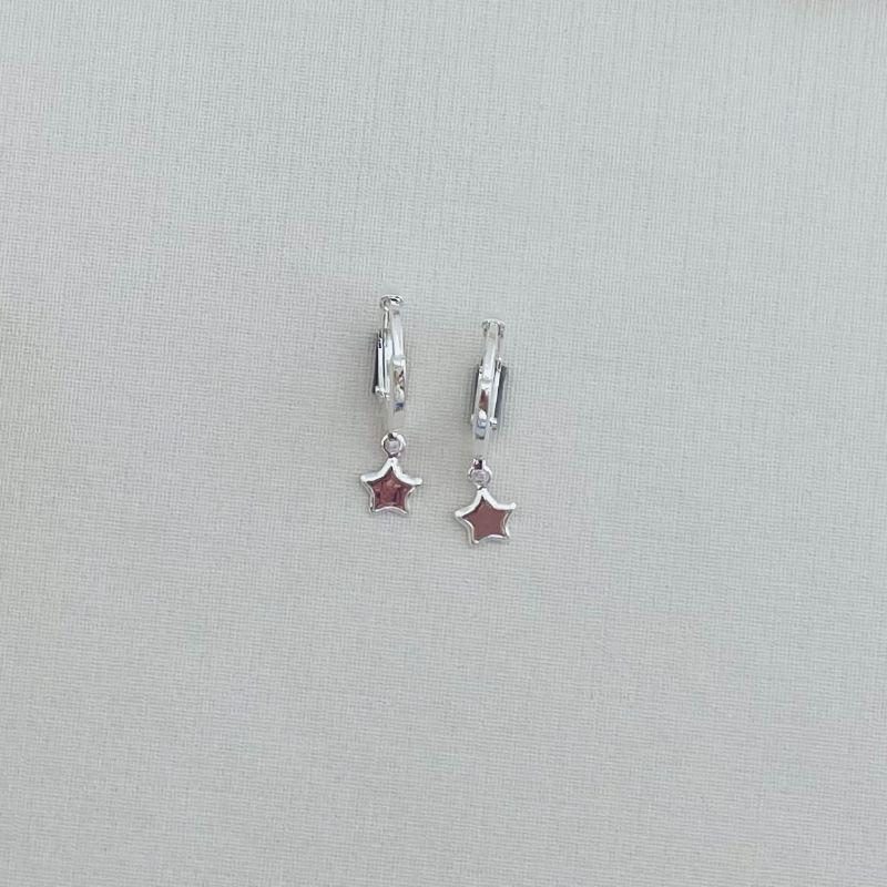 05.2874.0.S - Argola simples classica com pingente de estrela em chapa