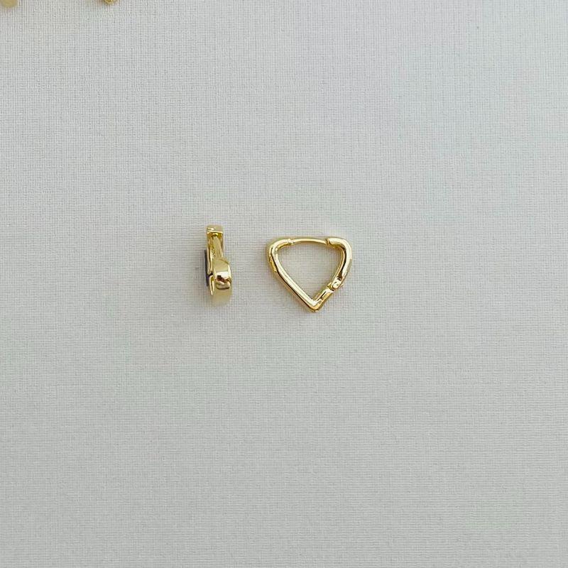 05.2882.0.O - (Tam. P) Argola em formato morango de tubo liso com borda reta