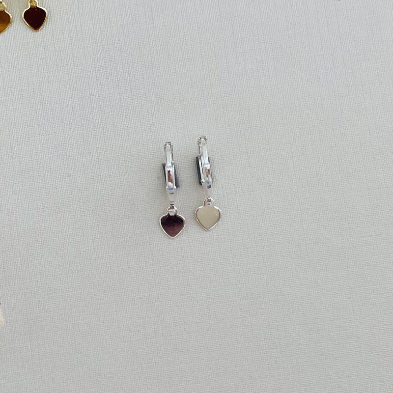 05.2886.0.S - Argola simples classica com pingente de chapa em coração liso