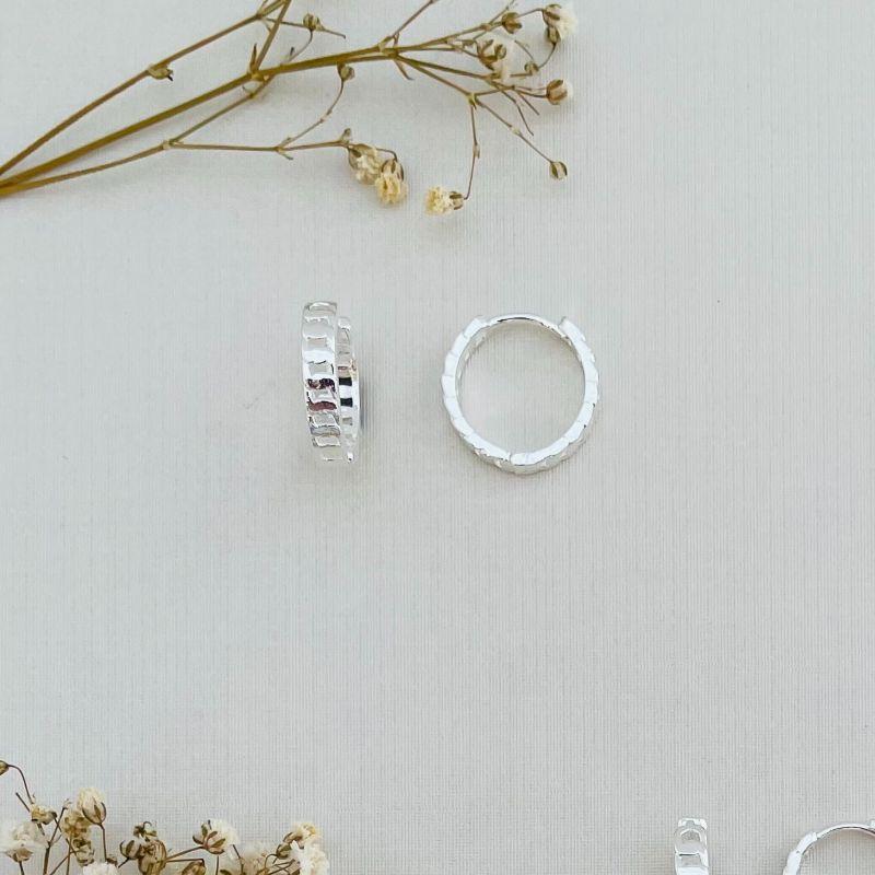 05.2897.0.S - (Tam. G) Argola em estilo elos classicos lisos