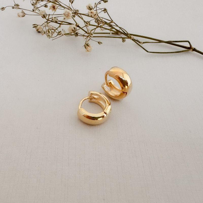 05.3020.0.O - Argola circular lisa de 12mm em estilo clássica com borda arredondada