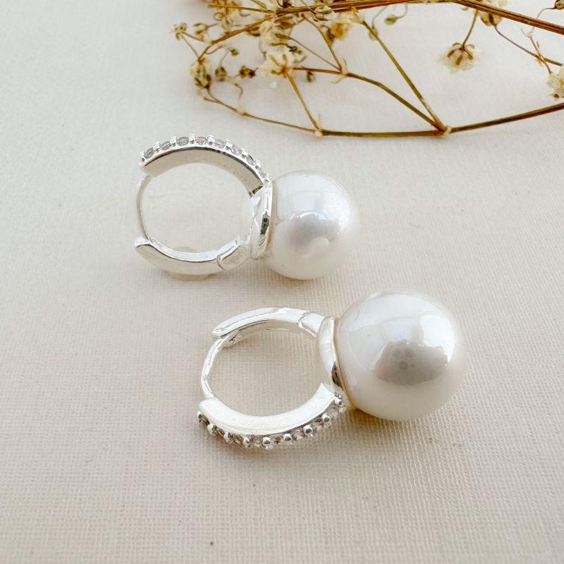 05.3050.15.S - Argola de uma coluna de cravação com pérola acoplada em parte inferior