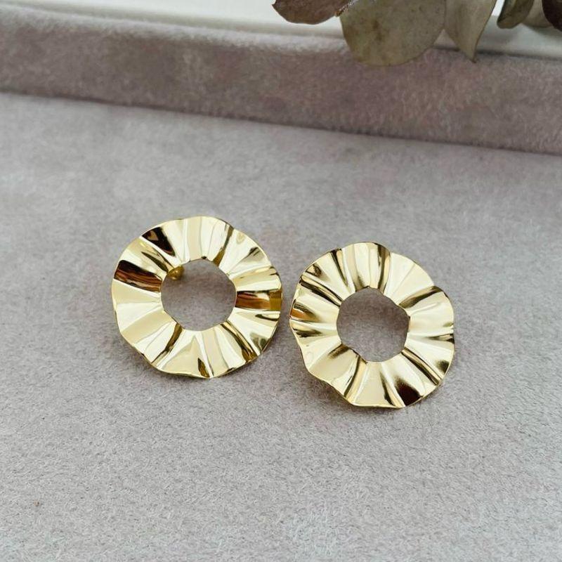 06.1772.0.O - Brinco formato circular em orgânico, casca de lapis liso