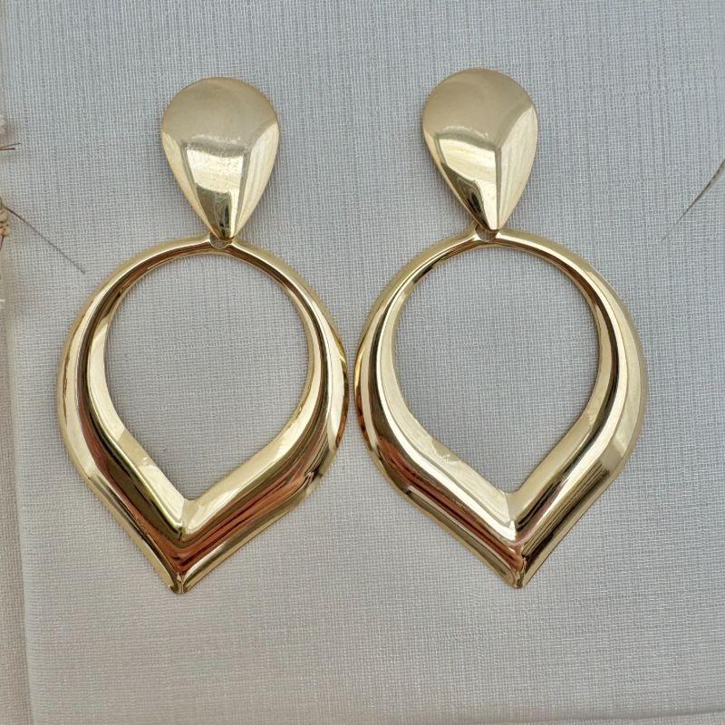 06.1824.0.O - Brinco de base gota invertida com pingente grande em forma Cúpula Árabe