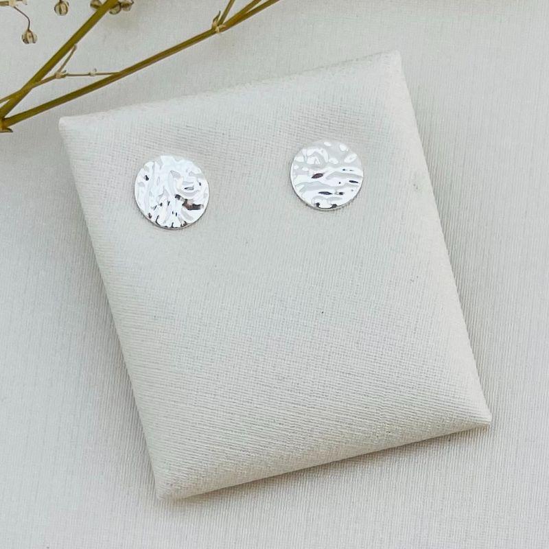 07.2294.0.S - Brinco de chapa em formato circular com efeito orgânico