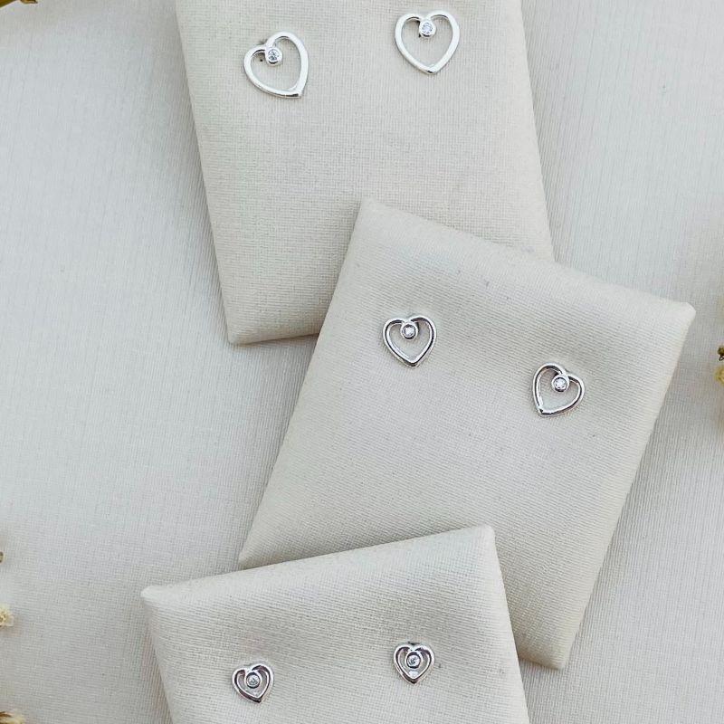 07.2298.1.S - Trio de silhueta coração com um ponto de luz central