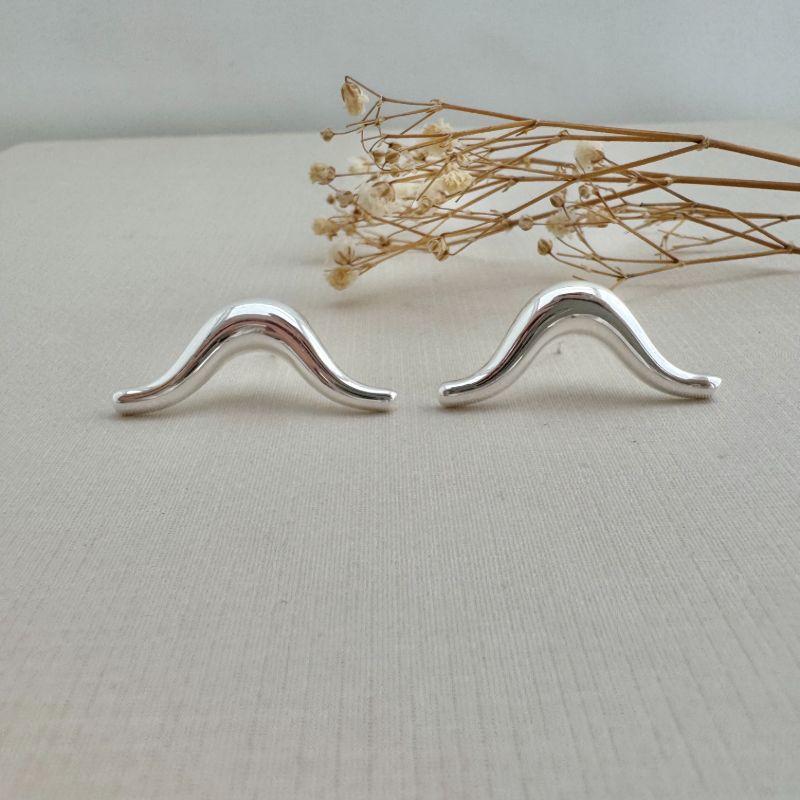 07.2309.0.S - Brinco de chapa em desenho onda lisa simples