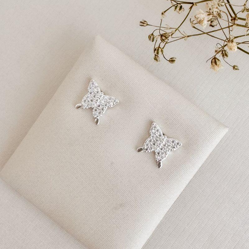 07.2703.1.S - (Tam.G) Brinco de borboleta papilio cravejada de borda reta