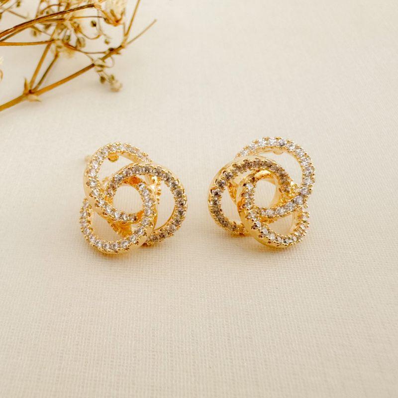 07.2723.1.O - Brinco de silhueta triade cravejada classica