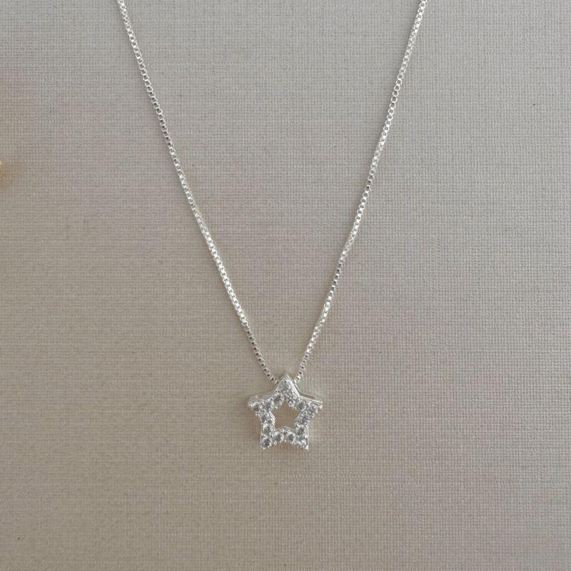 09.2132.1.S - (41) Colar veneziana com pingente de silhueta de estrela cravejada, extensor 10cm