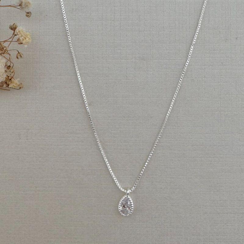 09.2233.1.S - (40+10) Colar de veneziana 0.6cm com ponto de luz em gota