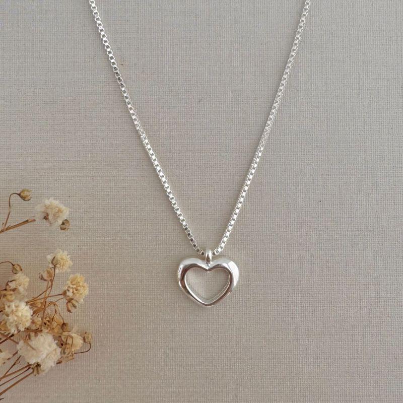 09.2240.0.S - (45) Colar de veneziana com pingente silhueta de coração liso