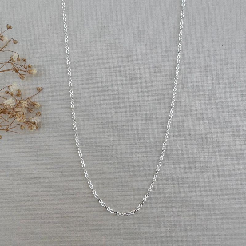 09.2258.0.S - (57) Colar de elos estilo infinito mini liso