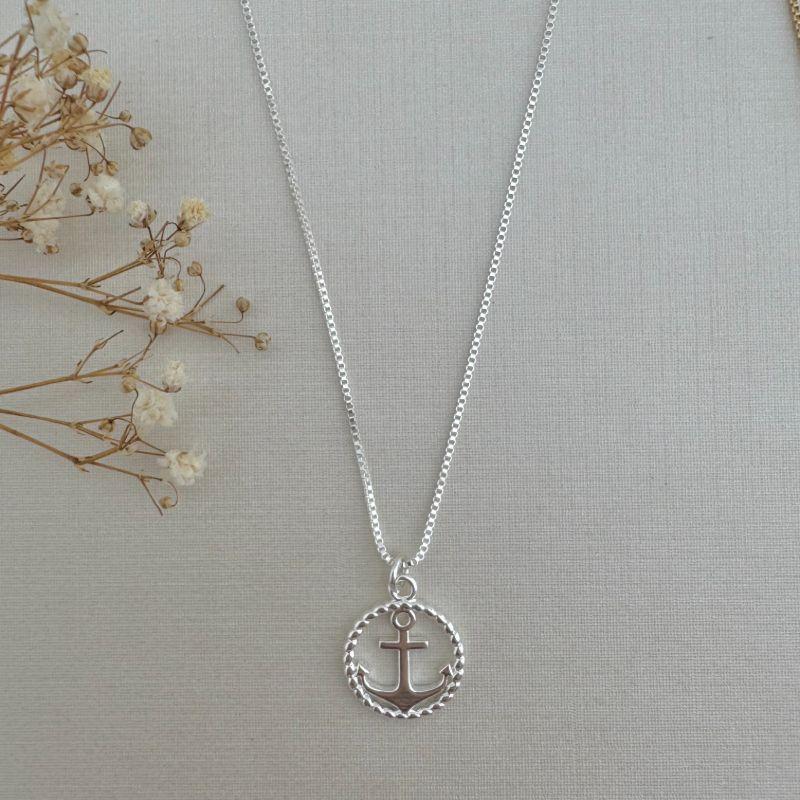 09.2261.0.S - (45) Colar veneziana com pingente ancora lisa em circulo torcido