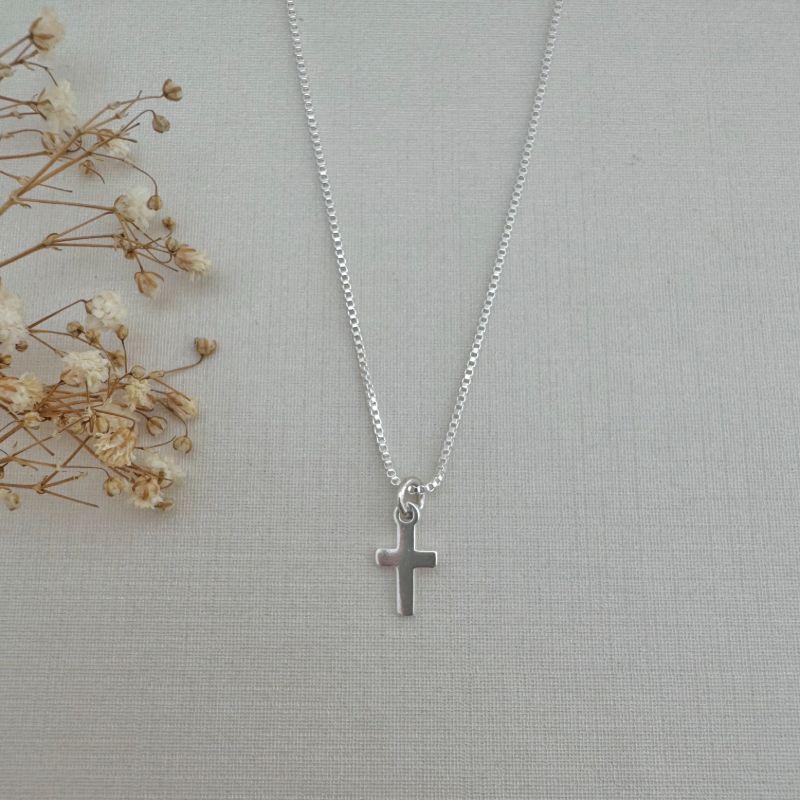 09.2279.0.S - (45) Colar veneziana com mini pingente de cruz lisa reta