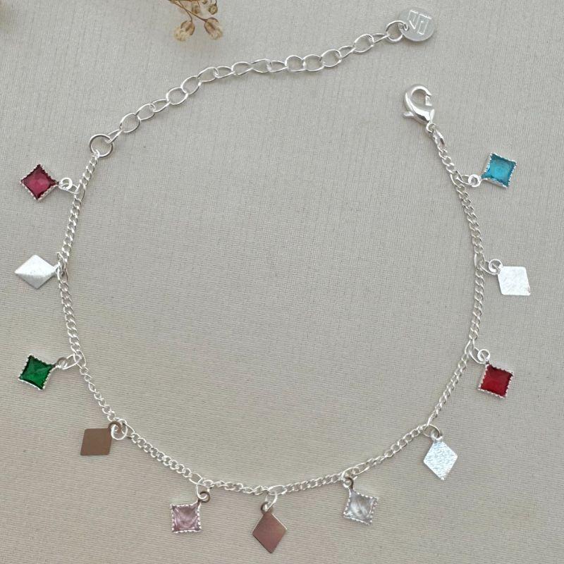 12.2117.C.S - Pulseira de elo grumet pequeno com pingente em losangos chapas e pedras