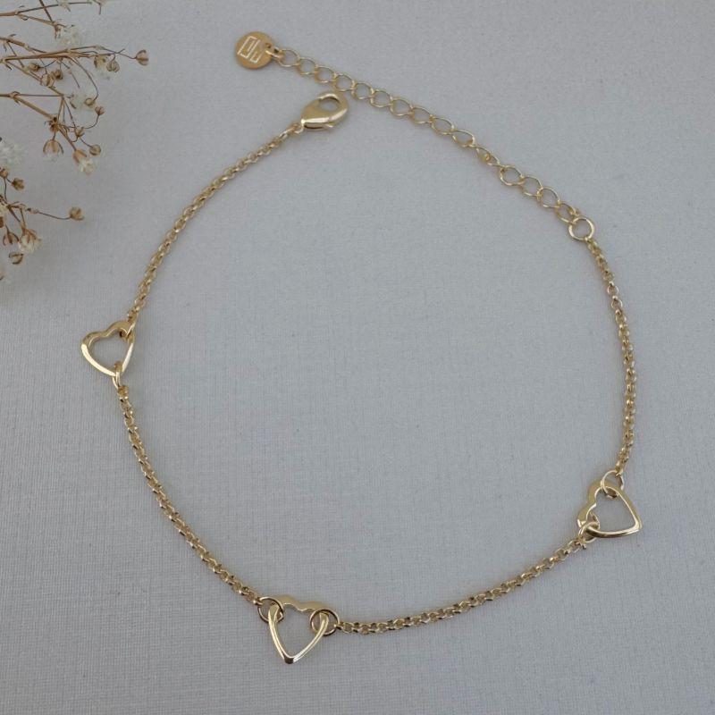 12.2141.0.O - Pulseira de elos português com três silhuetas de corações