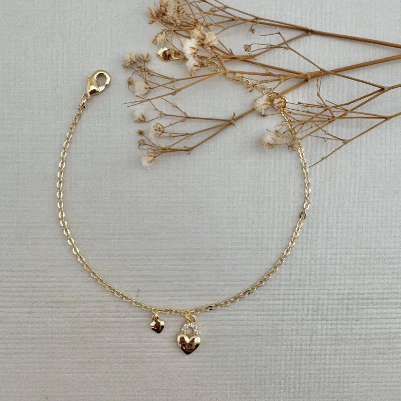 12.2156.1.O - Pulseira de elos americanos com pingente de coração cadeado