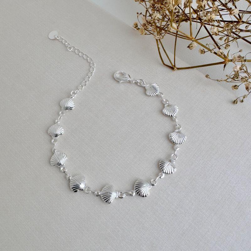 12.2176.0.S - Pulseira por inteiro em conchas desenhadas lisas