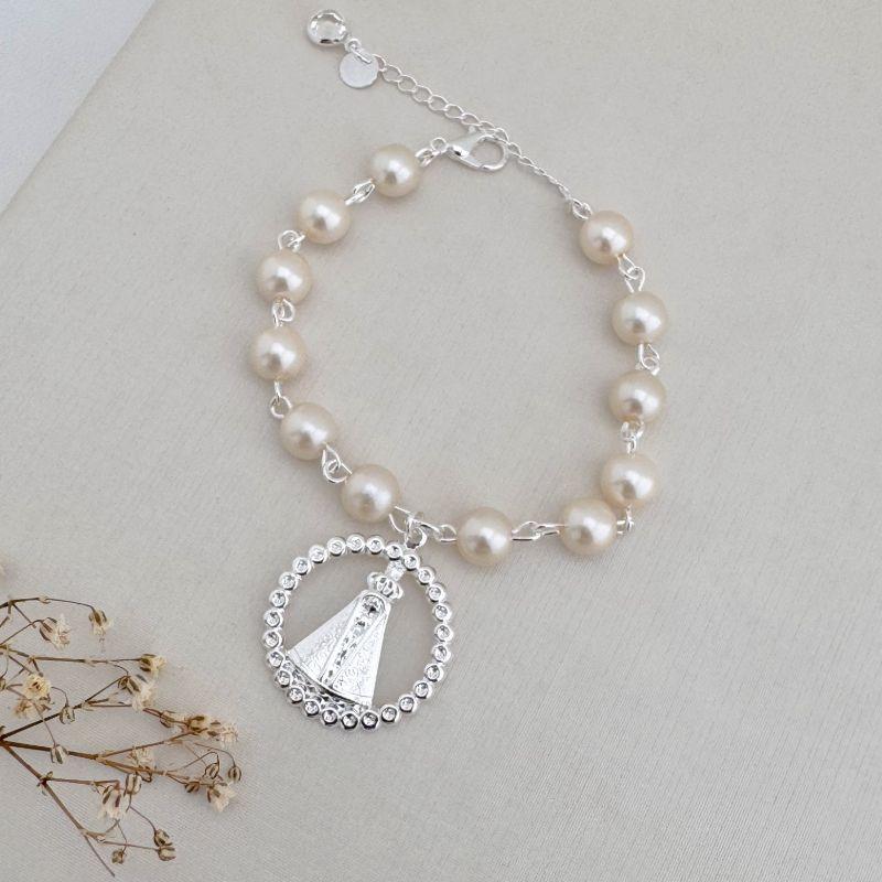 12.2202.15.S - Pulseira de pérolas grandes com pingente de Nossa Senhora