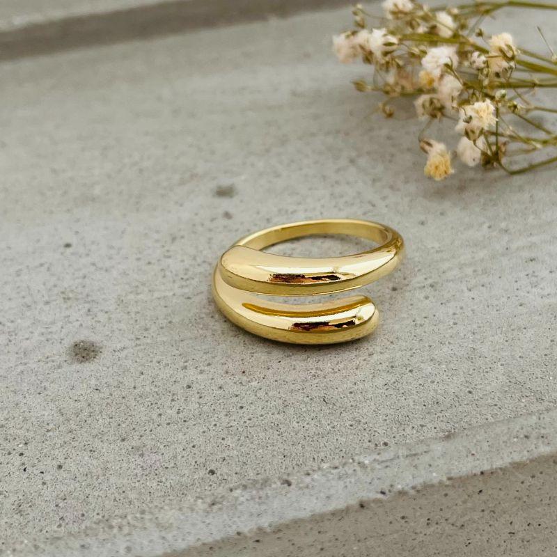 03.2231.0.O - (18 ao 21) Anel aberto de aro liso em uma gota fina em cada ponta