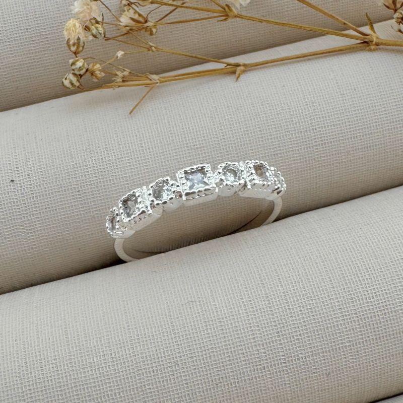 03.2265.1.S - (12,5) Anel estilo aparador com pontos de luz circular e quadrados intercalados