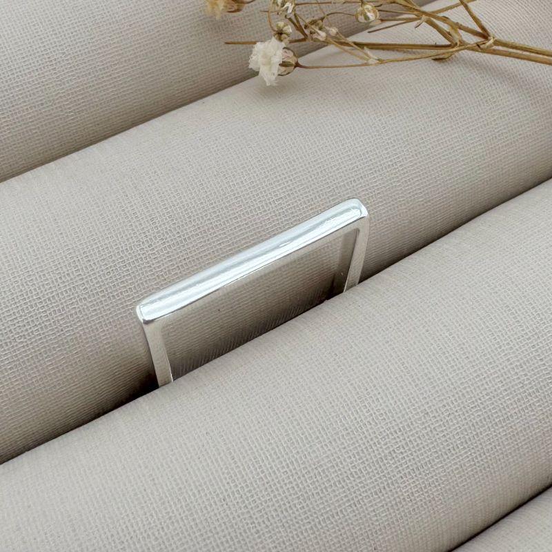 03.2286.0.S - (16,5) Anel de aro quadrado fino liso simples